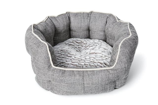 Deluxe Round High-Sided Bed